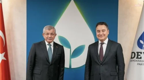 Ahmet Davutoğlu’ndan, DEVA Partisi Lideri Babacan’a ziyaret