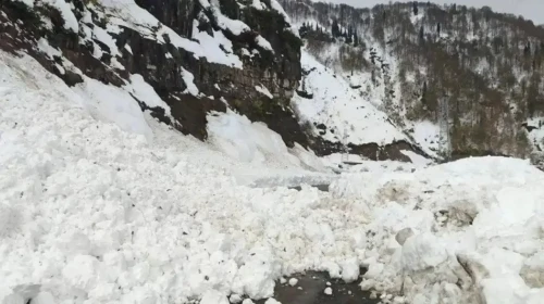 Doğu Karadeniz'de Çığ Tehlikesi: Trabzon İç Kesimleri İçin Uyarı Yapıldı