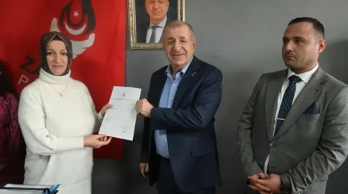 Özdağ, Zafer Partisi Bağcılar İlçe Teşkilatı'nı Ziyaret Etti