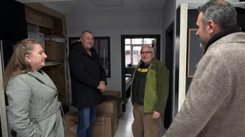 Ardeşen'de CHP ve belediye, esnaf ve vatandaşlarla sorunları dinleyerek çözüm arıyor