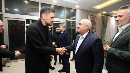 Ilıca Termal Tesisleri'nde Siyaset ve Yerel Yönetim Temsilcileri Buluştu