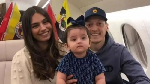 Amine Gülşe hamile mi? Mesut Özil'in eşi Amine Gülşe kimdir, kaç yaşında, kaç çocuğu var?
