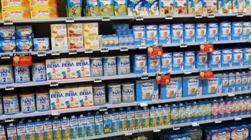 Danone, Belirli Ürün Serilerini Market Raflarından Geri Çekiyor