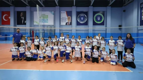 Büyükşehir Kış Okullarında Sertifika Dağıtım Töreni Coşkusu!