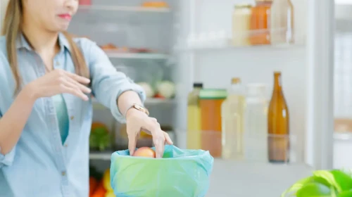 Kötü koku yüzünden atıp yenisini almayın! Çöp kutusundan yayılan kokuları gidermenin yolu buymuş