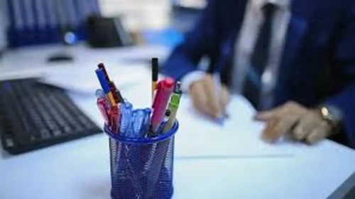 İdari izin özel sektörde de olur mu, maaş kesilir mi, yıllık izinden düşer mi?