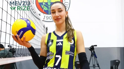 Fenerbahçe'ye İmza Atan Hande Baladın: "Bu Kararı Aldığım İçin Çok Mutluyum!"