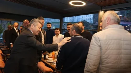 Vali Ergün, İl Özel İdaresi Personeliyle İftarda Buluştu