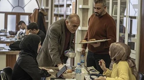 Erzurum Büyükşehir Belediyesi 30 Noktada Bilgi Evleri ile Gençlerin Yanında