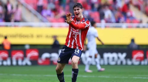 Atlético de San Luis, 4. hafta maçlarının başlangıcında lider olarak gelen Chivas'ı ağırlamaya hazırlanıyor