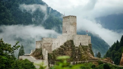 Gür Ormanları ve Tertemiz Havasıyla Rize’de Gezilecek Yerler Listesi