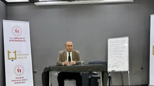 Erzurum'da Gençlik Merkezleri için planlama toplantısı yapıldı, etkinlikler çeşitlendirilecek