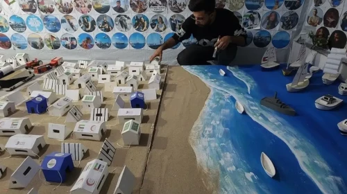 Filistinli gençlerden Gazze'deki yıkımı unutturmayan anlamlı maketler!