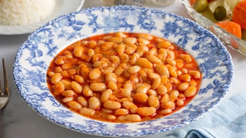 "Kuru Fasulye Pişirmenin Sırları: Diri Kalmasın, Yumuşacık Olsun!"