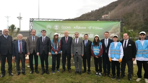 'Koş, Dünyaya Nefes Ol' Mesajı Fidanlarla Hayat Buldu