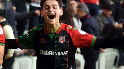 Fenerbahçe, Adem Yeşilyurt'u Transfer Ederek Kadıköy'de Yeni Bir Dönem Başlatıyor!