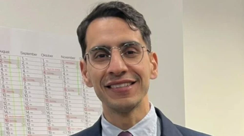 Kitzingen’in Türk Asıllı Belediye Başkanı Dr. Enis Tiz: Kimdir?