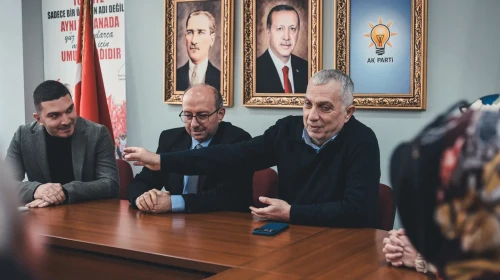 Metin Külünk Çayeli’nde Gençlerle ve Teşkilatla Bir Araya Geldi