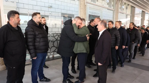 AK Parti Rize Teşkilatı Ardeşen’de Cenaze Merasimine Katıldı