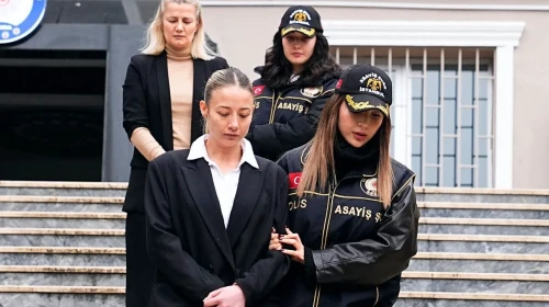 Aleyna Kalaycıoğlu'nun Aylık Geliri Ne Kadar? İşte Ünlü İsim Başarısını Geride Bırakan Rakamlar!