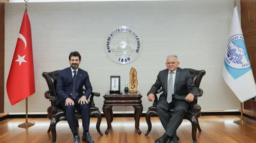 Bakan Yardımcısı Mumcu'dan Başkan Büyükkılıç'a Resmi Ziyaret Gerçekleşti