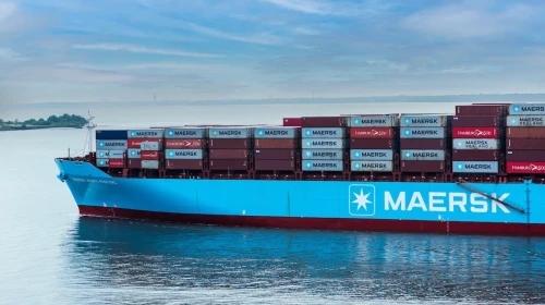 Nakliye şirketleri, Orta Doğu'daki gerilim nedeniyle Basra Körfezi geçişlerini askıya aldı.