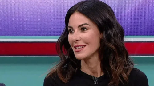 Defne Samyeli, Türk Sanat Müziği'nin Nefes Kesen Bir Parçasını Seslendirdi!