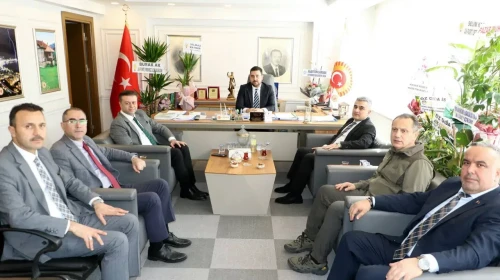 Rize İl Genel Meclisi Başkanı Ali İmran Büyük, Ziyaretçi Akınına Uğradı!