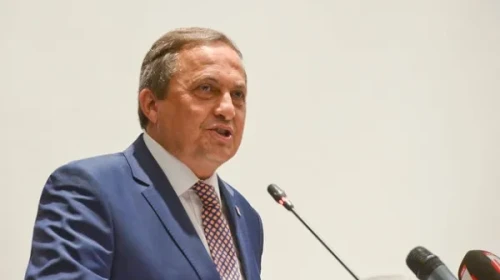 Torun: Okullardaki Silahlı Saldırılar, Güvenlik Açığının Alarmını Veriyor