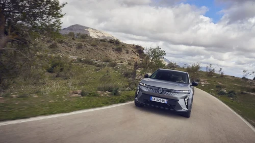 Renault Scenic E-Tech Elektrikli Türkiye Pazarında Satışa Sunuldu!