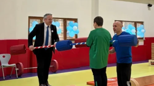 Güneysu'da Dünya Otizm Farkındalık Günü'nde Anlamlı Etkinlik Düzenlendi