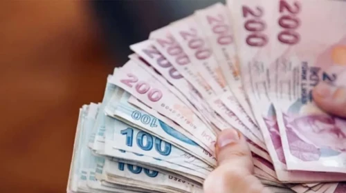 Emekli promosyonunda yarış alevlendi: Bankalar tek tek yeni tutarları açıkladı
