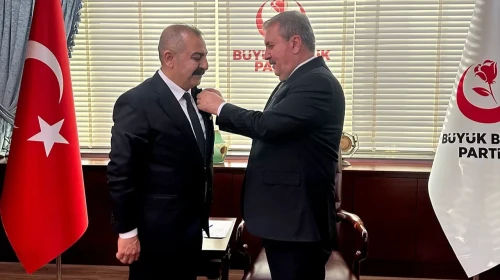 Ömer Kurt Kimdir? Sivaslı Oyuncunun Hayatı, Kariyeri ve Yer Aldığı Diziler