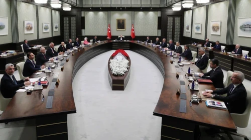 Füsun Arslantos: MGK'nın İlk Kadın Sivil Uzmanı, Genel Sekreter Yardımcılığına Atandı!