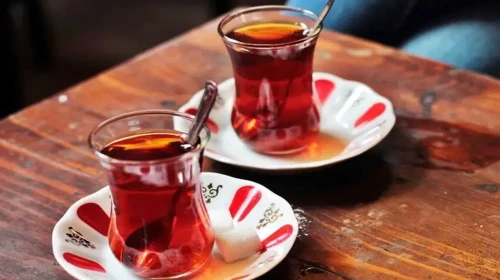 Çay Tüketimi Sağlık Açısından Risk Taşımıyor Mu? İşte Dikkat Etmeniz Gerekenler!
