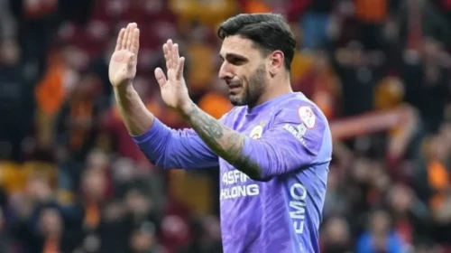 RAMS Park'ta Duygusal Anlar: Günay Güvenç Gözyaşlarını Tutamadı!