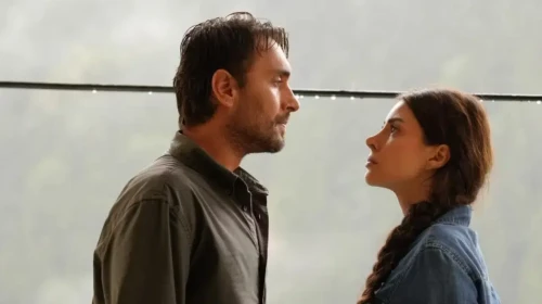 Ulaş Tuna Astepe, Deniz Baysal’ın doğum günü kutlamasında ona unutulmaz bir hediye sundu!