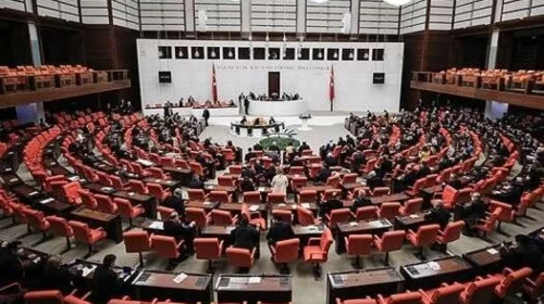 Bedelli askerliğe yüzde 25 zam: Yeni ekonomi paketi yasalaştı!