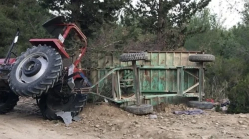 Traktör Kazasında Aile İçi Trajedi: 3 Hayat Kayıp!