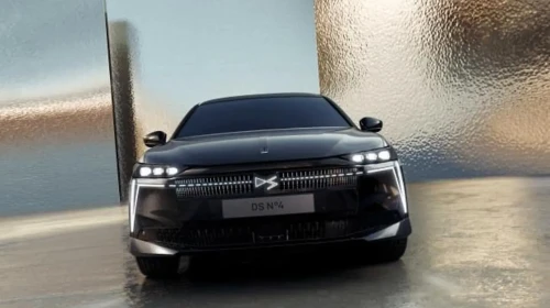 Fransız İnovasyonu ve Şıklığı: Yeni DS N°4 Nisan'da Türkiye'de!