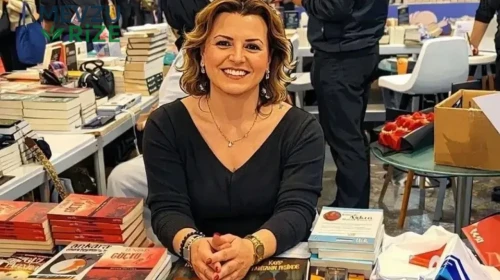 Yazar Ayten Öztürk Kimdir, neden öldü?