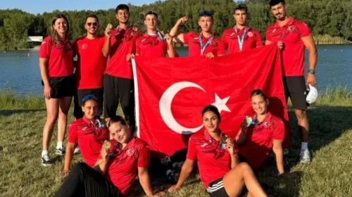 Rizeli kano sporcuları Bratislava'da madalyaları topladı, Türkiye'ye gurur yaşattı!