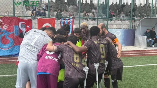 Trabzon Büyükşehir Belediyesi Ampute Futbol Kulübü üçüncülüğü garantiledi
