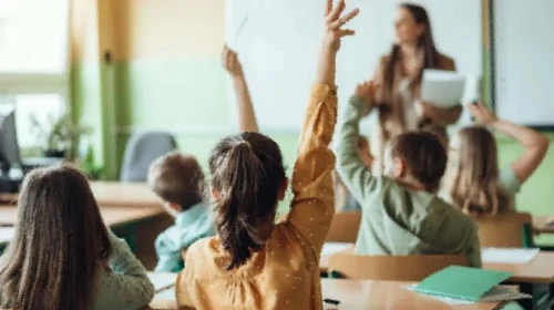Veliler, Öğrenci Başına Eğitime Yıllık Hangi Miktarda Yatırım Yapıyor?