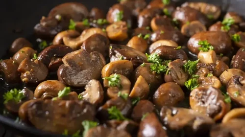 Kahvaltıya özel kavrulmuş mantar tarifi! Etten daha fazla protein içeriyor