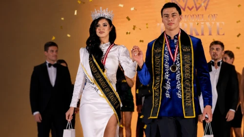 Emirdağlı Güzellik: Dilhan Divrikli, Top Model Of Türkiye 2026'da Taht Kurdu