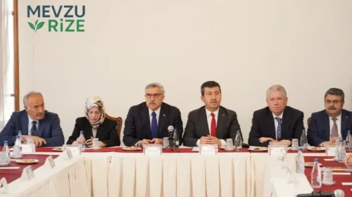 Dijital Şiddetle Mücadele İçin ASBÜ'de Çalıştay: Uzmanlar Çözüm Önerilerini Tartıştı