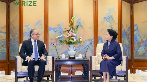 Peng Liyuan, UNESCO Genel Direktörü Halid el-Anani ile Önemli Bir Görüşme Gerçekleştirdi
