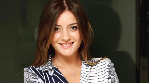 CHP Bursa Milletvekili Orhan Sarıbal'ın basın danışmanı Rabia Deniz istifa etti!