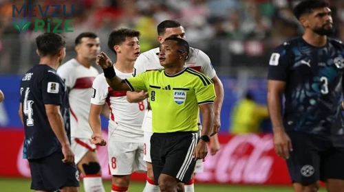 Türkiye-Paraguay Maçının Hakemi Herkesi Şaşırttı! Asıl Mesleği Dikkat Çekti
